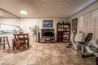 Photo #2: 2513482 Listing 