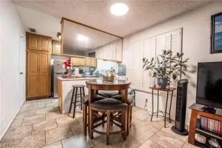 Photo #6: 2513482 Listing 