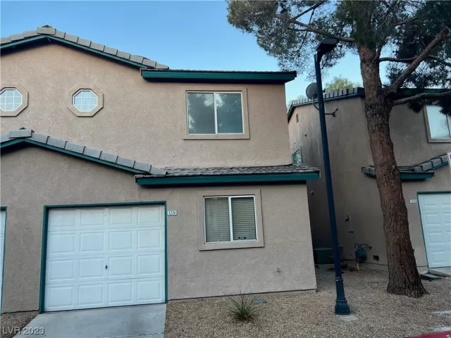 MLS: 2513551 Condo For Sale