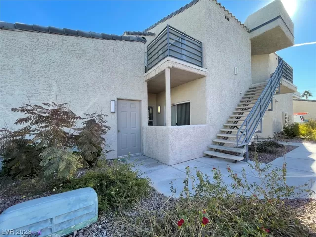 MLS: 2513562 Condo For Sale