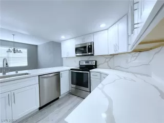 Photo #4: 2513562 Listing 