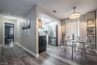 Photo #1: 2513682 Listing