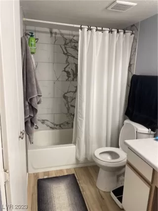 Photo #2: 2513707 Listing