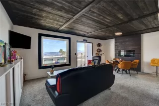 Photo #4: 2513724 Listing