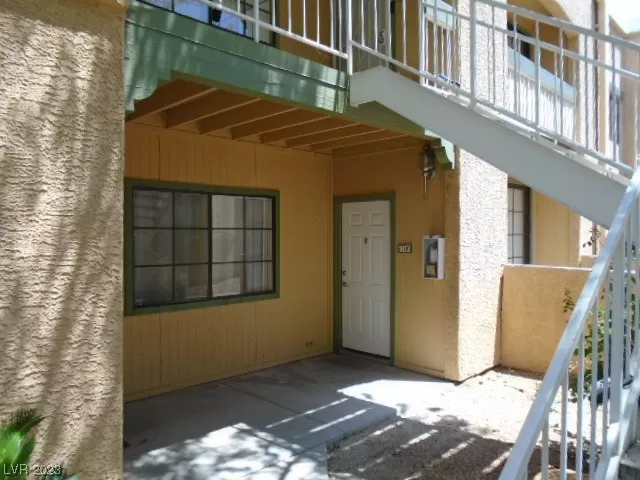 MLS: 2513730 Condo For Sale