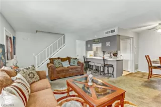 Photo #3: 2513732 Listing 