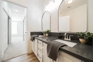 Photo #2: 2513746 Listing 