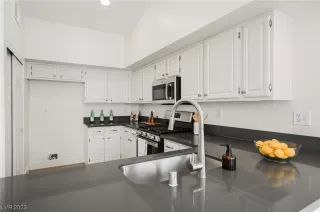 Photo #6: 2513746 Listing 