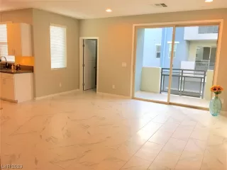 Photo #1: 2513755 Listing