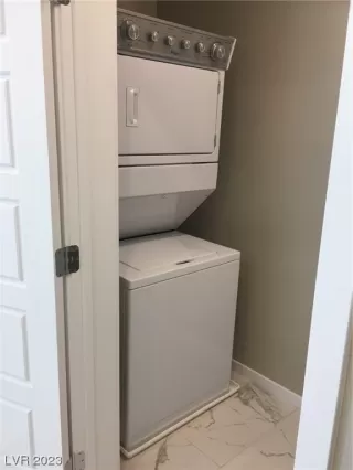 Photo #5: 2513755 Listing