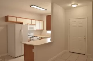 Photo #4: 2513766 Listing