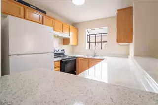 Photo #2: 2513770 Listing