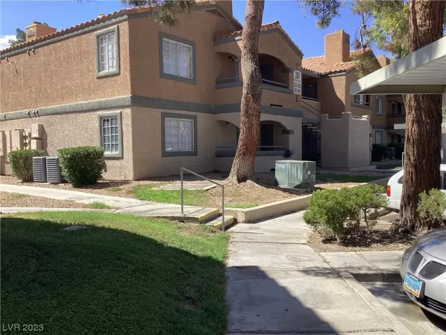 MLS: 2513792 Condo For Sale