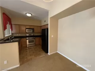 Photo #6: 2513821 Listing 