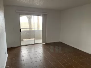 Photo #3: 2513832 Listing