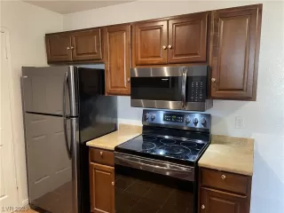 Photo #6: 2513832 Listing