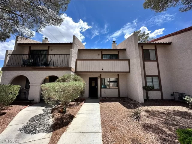 MLS: 2513834 Condo For Sale