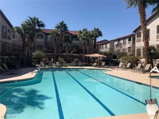 Photo #4: 2513843 Listing