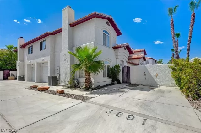 MLS: 2513844 Condo For Sale