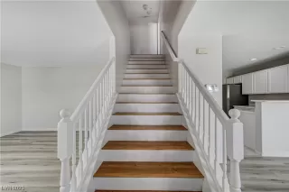 Photo #3: 2513844 Listing 