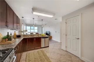 Photo #4: 2513847 Listing 