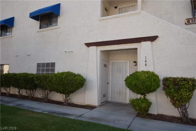 MLS: 2513866 Condo For Sale