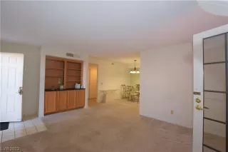 Photo #4: 2513866 Listing