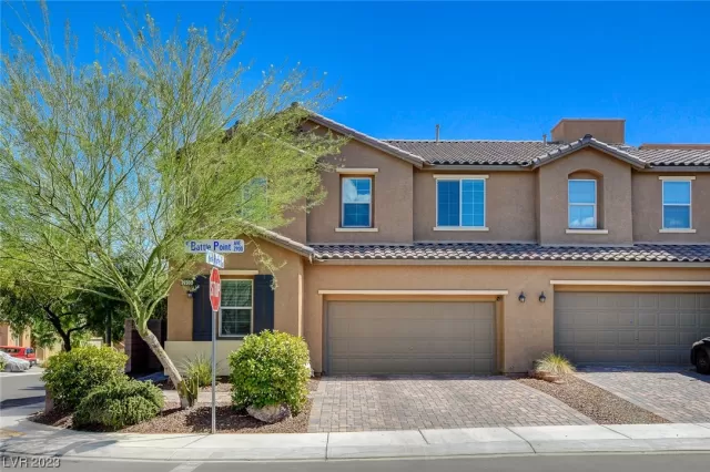 MLS: 2513871 Condo For Sale