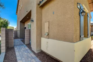 Photo #3: 2513871 Listing