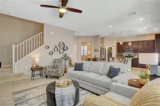 Photo #6: 2513871 Listing