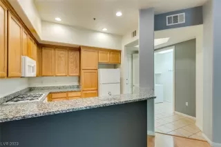 Photo #6: 2513873 Listing