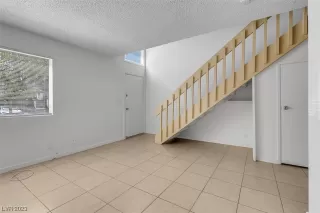 Photo #5: 2513876 Listing