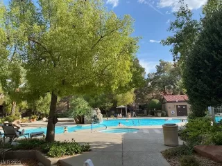 Photo #5: 2513880 Listing 