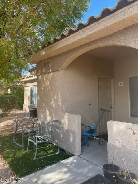 MLS: 2513883 Condo For Sale