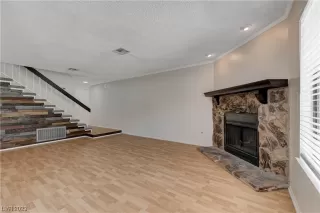 Photo #1: 2513907 Listing