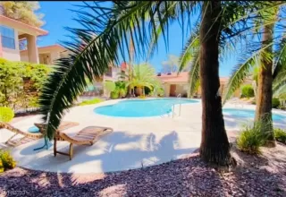 Photo #1: 2513913 Listing 