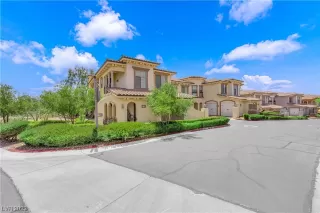 Photo #1: 2513929 Listing 