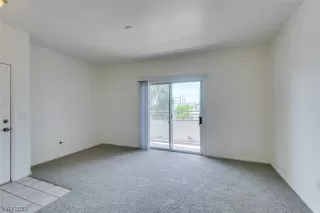 Photo #5: 2513967 Listing 