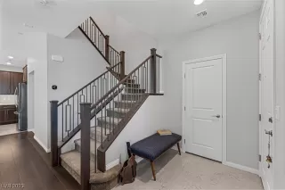 Photo #5: 2513985 Listing