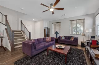 Photo #6: 2513985 Listing