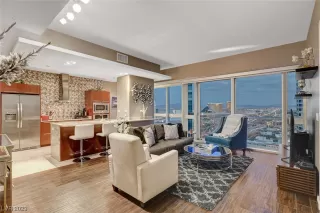 Photo #1: 2513986 Listing 