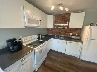 Photo #4: 2514015 Listing 