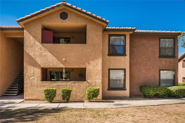 MLS: 2514029 Condo For Sale