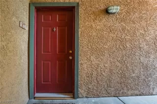 Photo #5: 2514029 Listing 