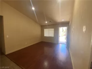 Photo #3: 2514039 Listing 