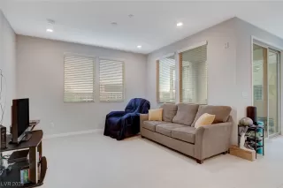 Photo #3: 2514041 Listing 