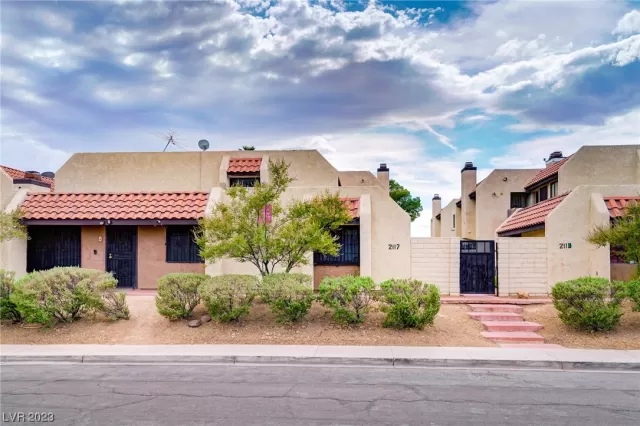 MLS: 2514094 Condo For Sale