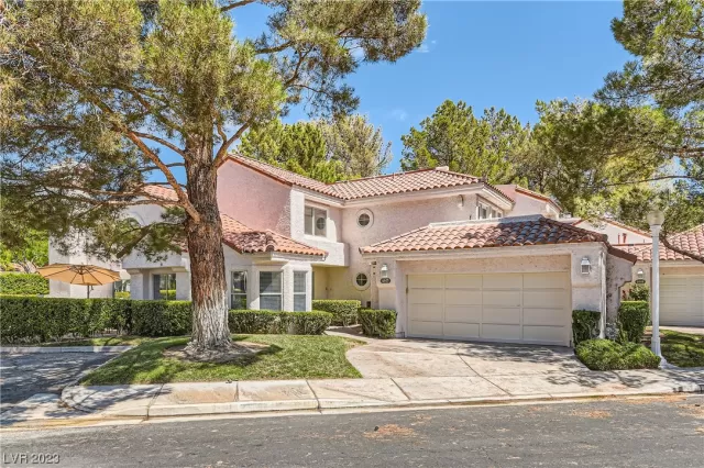 MLS: 2514119 Condo For Sale