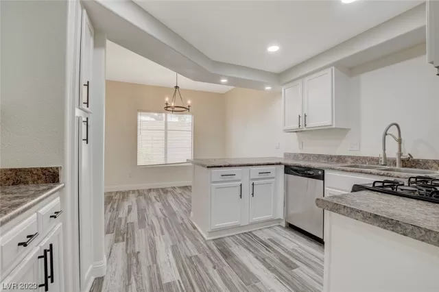 MLS: 2514138 Condo For Sale