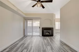 Photo #6: 2514138 Listing